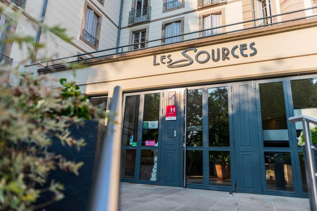 Hotel Cerise - Les Sources Люксойл-ле-Бан Екстериор снимка