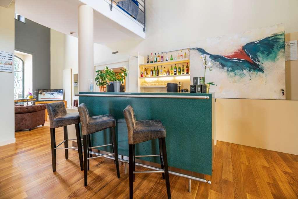 Hotel Cerise - Les Sources Люксойл-ле-Бан Интериор снимка