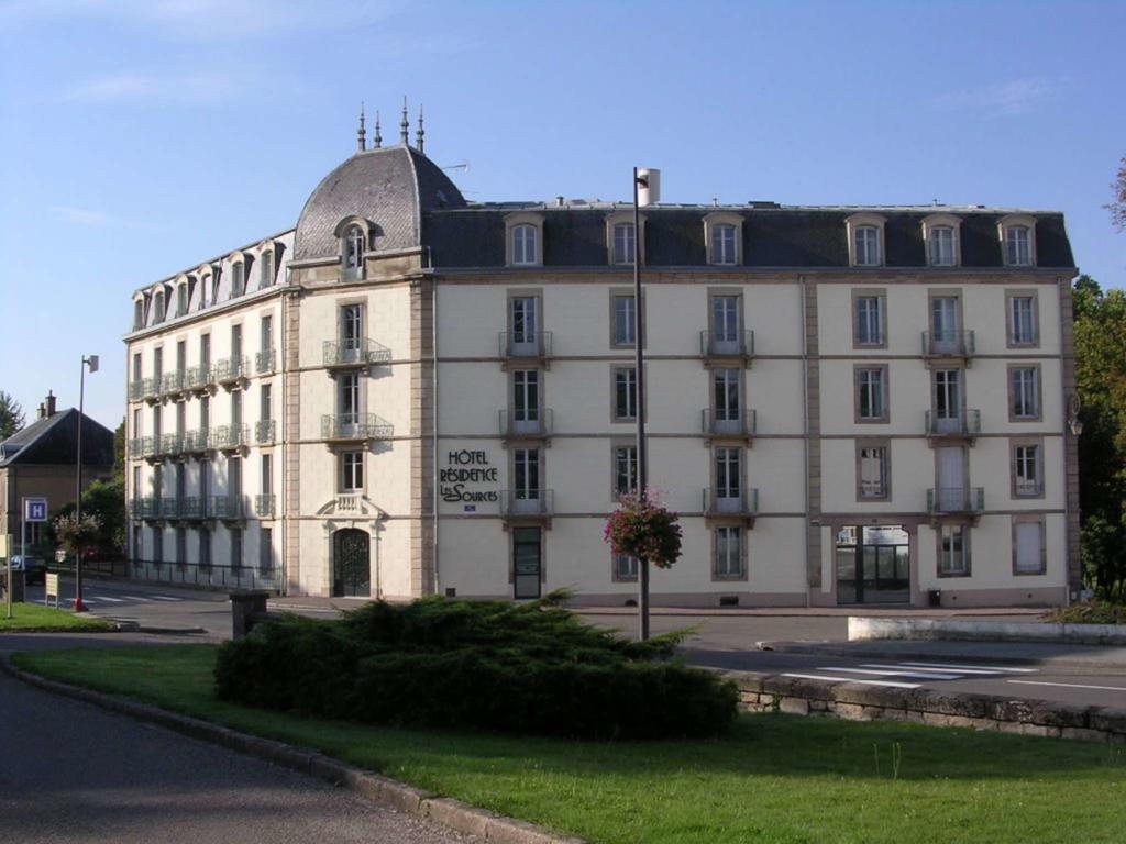 Hotel Cerise - Les Sources Люксойл-ле-Бан Екстериор снимка